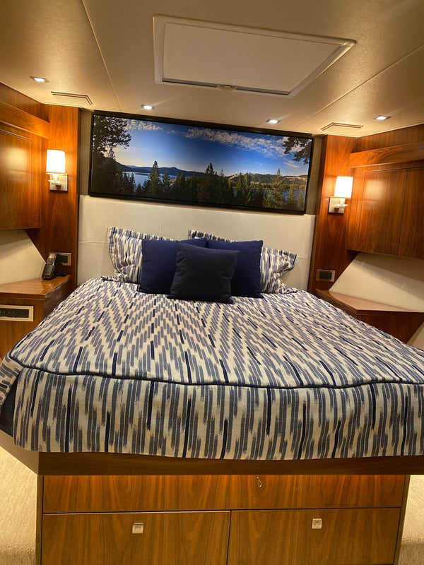 Custom yacht mattress boat bed with custom comforter