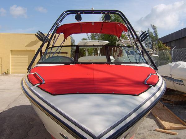 Red TONNEAU COVER on wake boat R